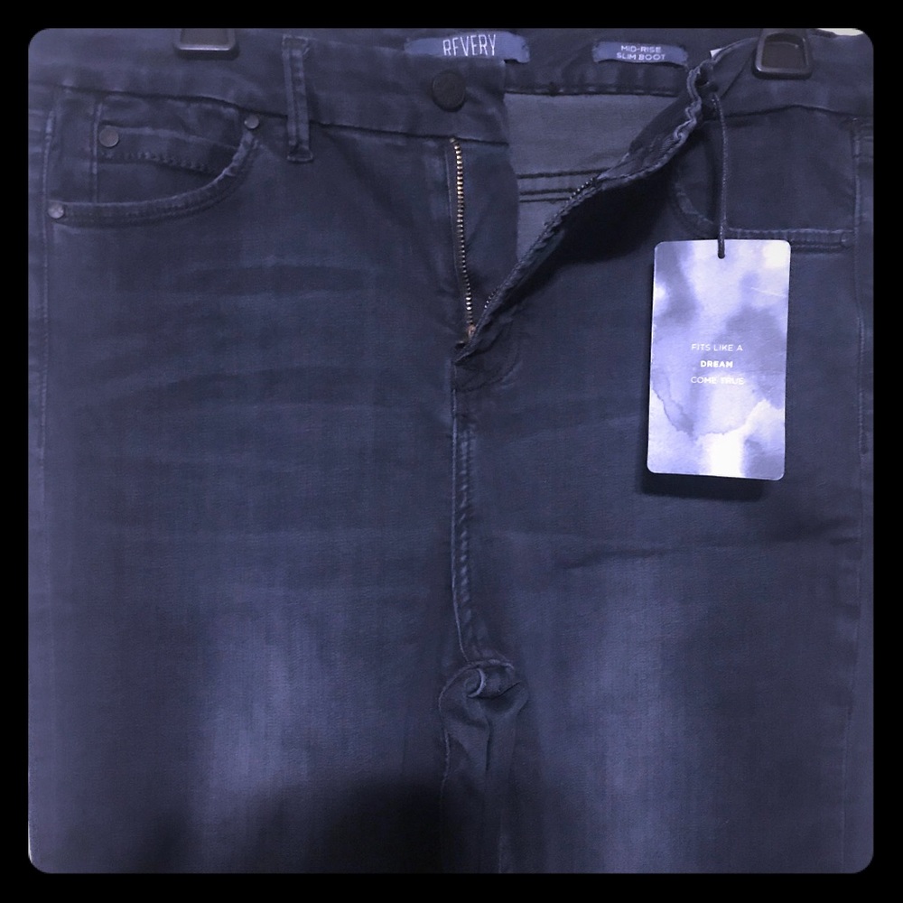 Revery, Iria Mid-Rise Bootcut Pant